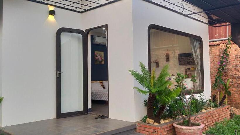 تختخواب و صبحانه Homestay Hơ đơng