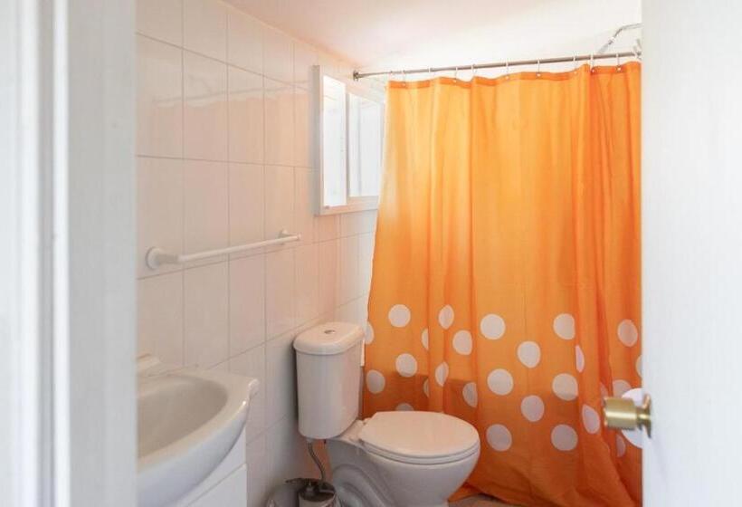 민박 La Casona, Baño Compartido