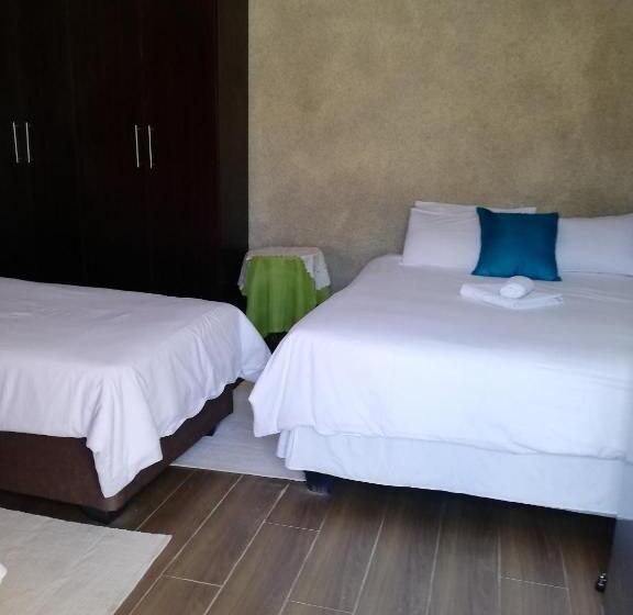 تختخواب و صبحانه Nonesi Lodge