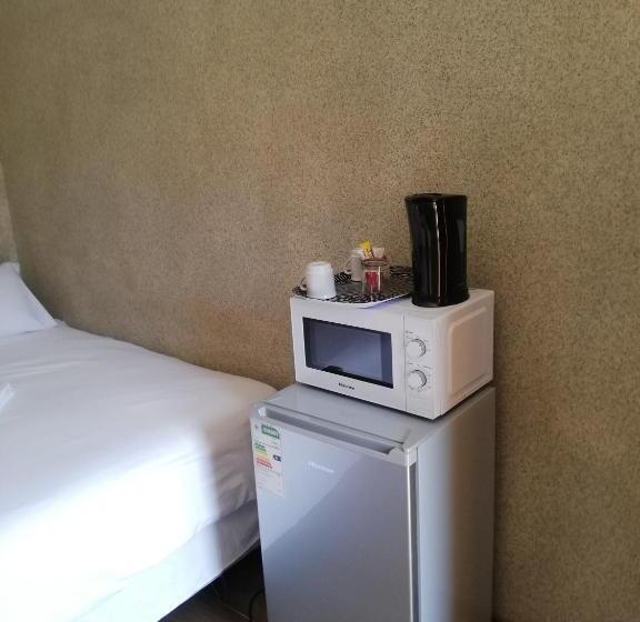 تختخواب و صبحانه Nonesi Lodge