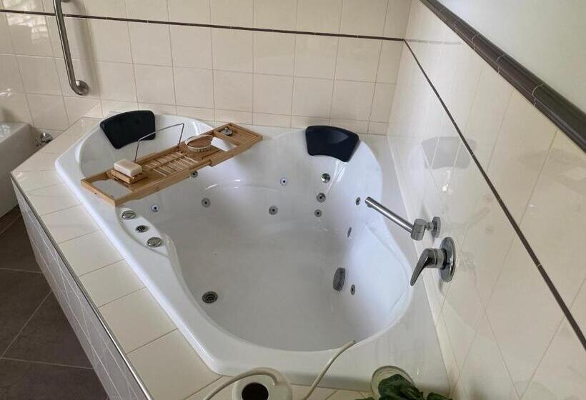 צימר Tanglewood House, Sheffield Tasmania