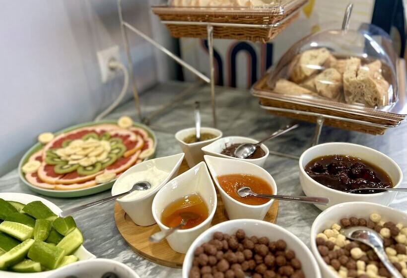 Dandelion Hotel Gudauri