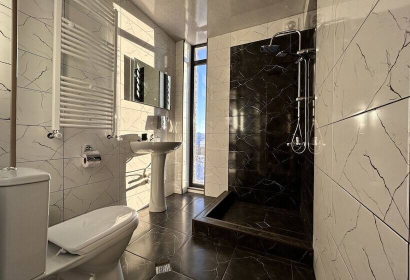 Dandelion Hotel Gudauri