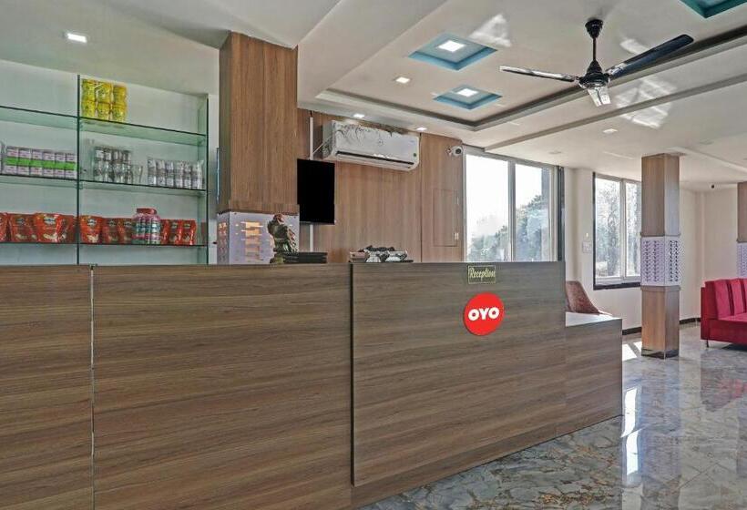 Flagship Hotel The Aryan