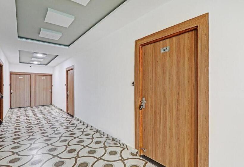 Flagship Hotel The Aryan