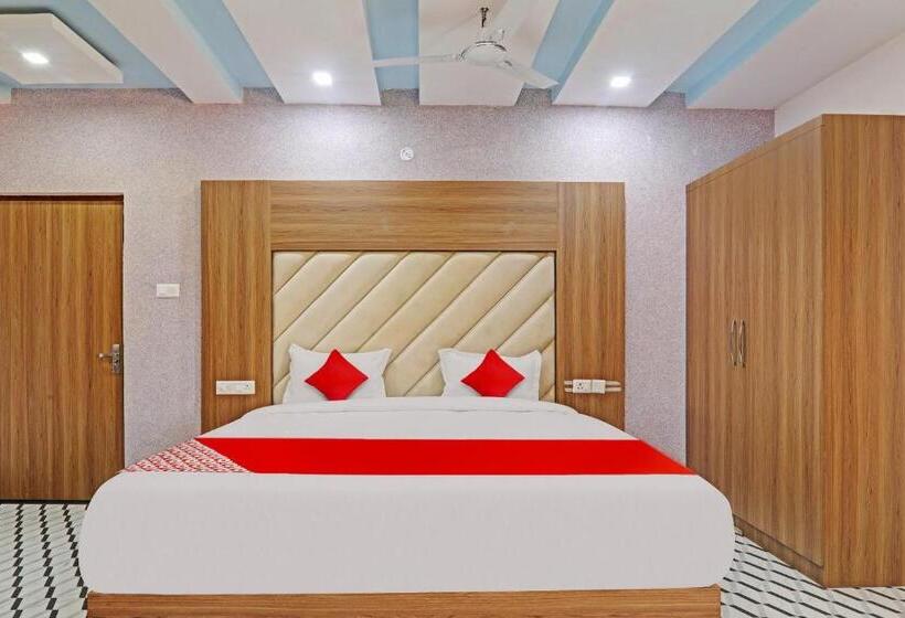 Flagship Hotel The Aryan