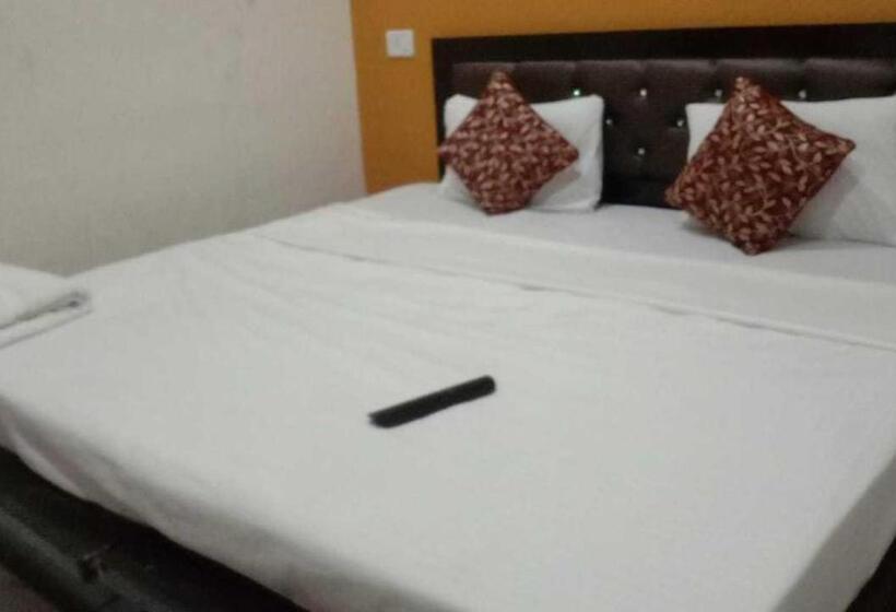 Flagship Sukoon Inn Hotel Near Johari Enclave Metro Station