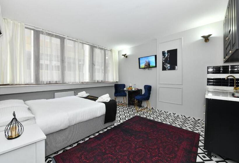 Galata Studio Apartment