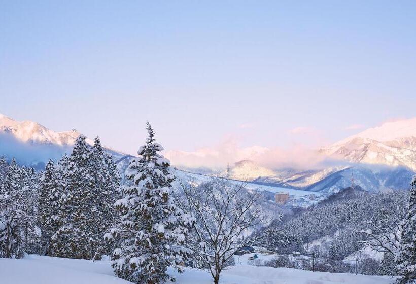 هتل 肆野 サンモリッツ一番館