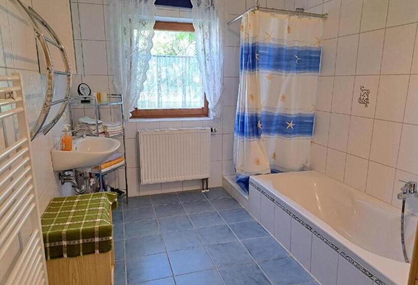 ホテル Bauernhof Madlhof