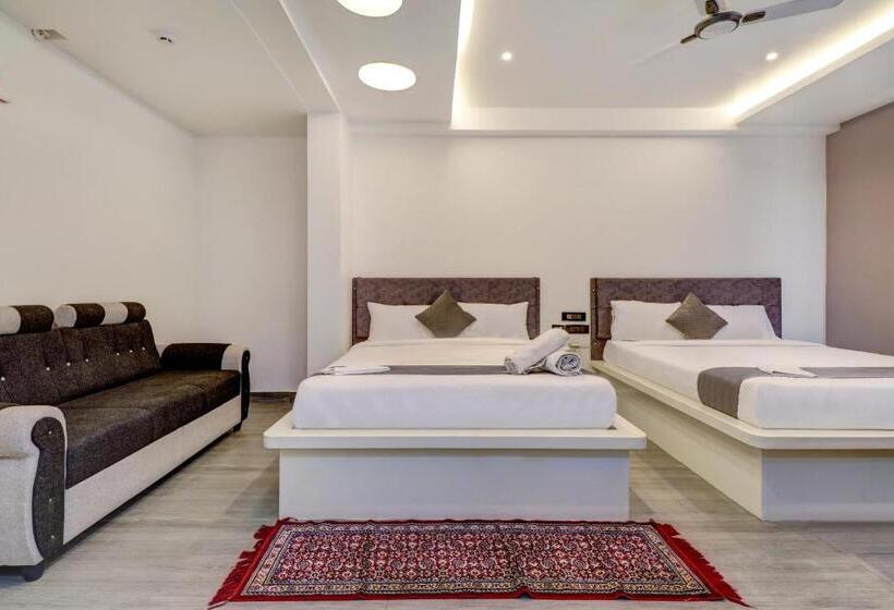 هتل Brundavan International Guntur