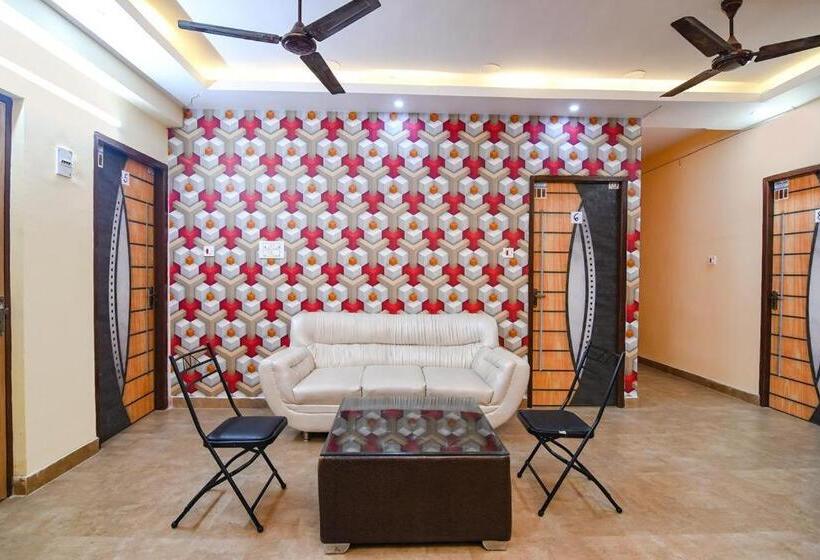 هتل Comfort Place