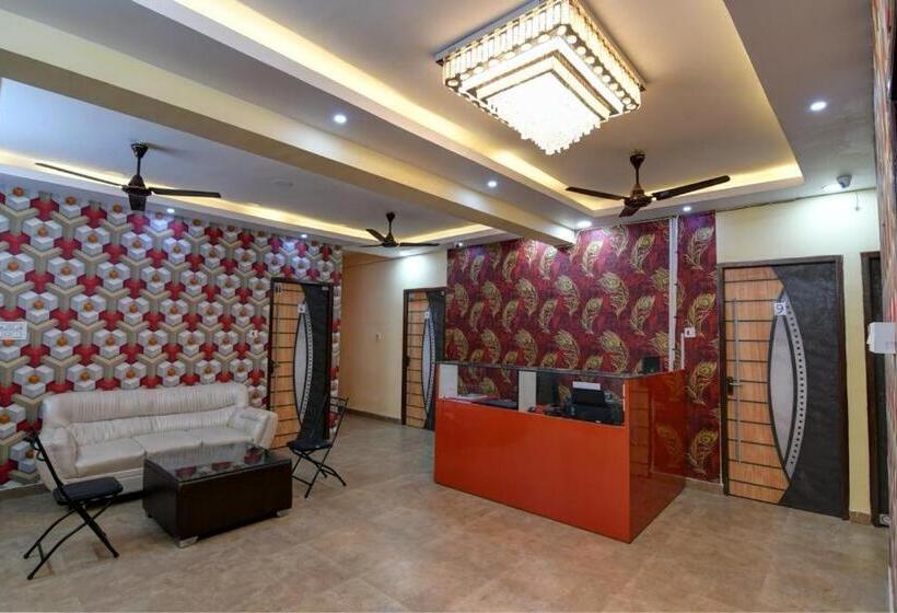 هتل Comfort Place