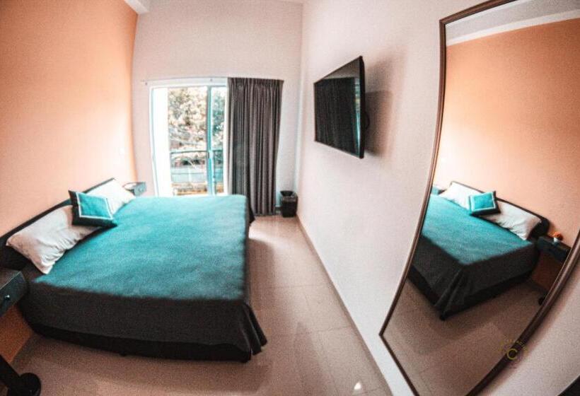 酒店 Constelación