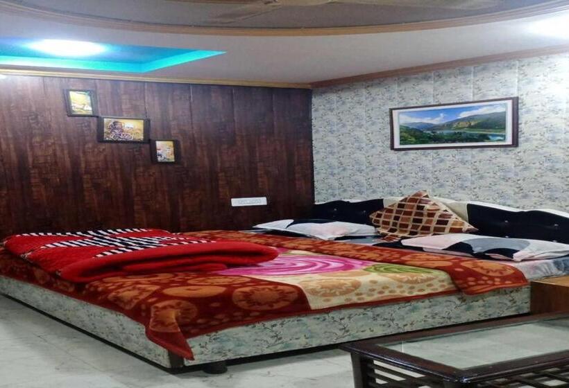 Отель Flagship Balaji Homestay