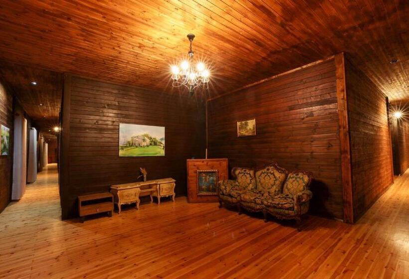 ホテル I Gjuetise