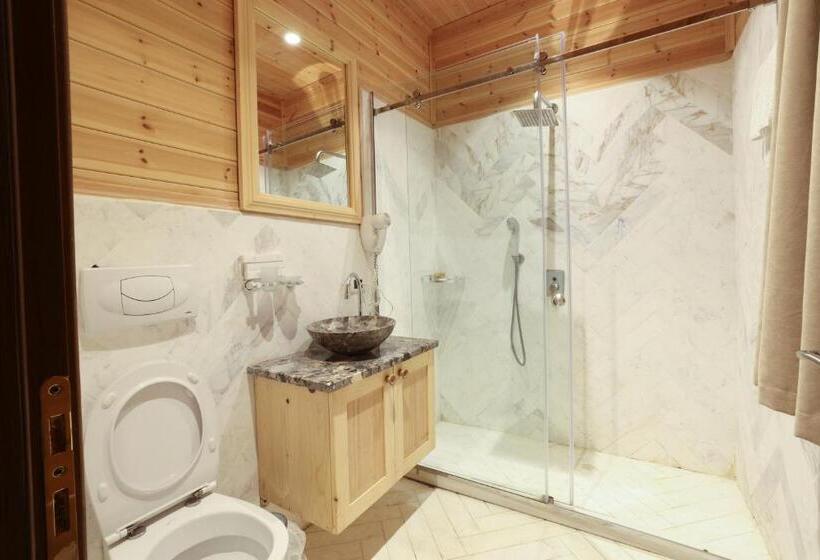 ホテル I Gjuetise