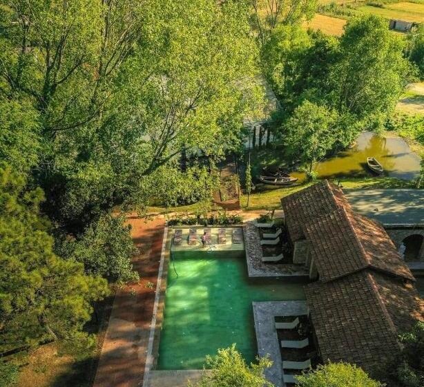 ホテル I Gjuetise