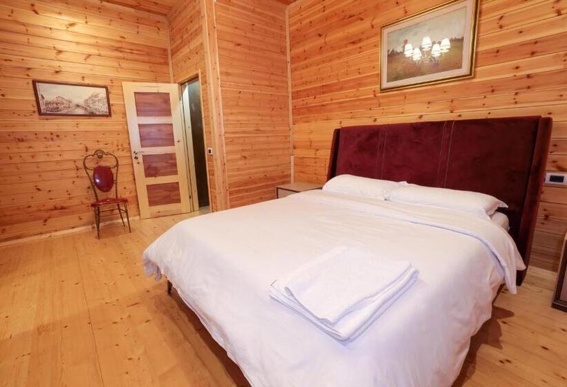 ホテル I Gjuetise