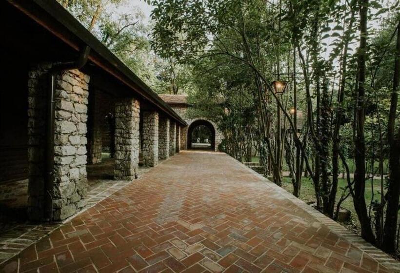 ホテル I Gjuetise