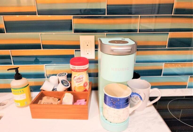 فندق Lake Front Resort