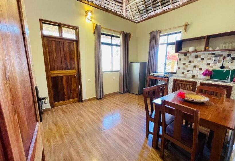 בית מלון כפרי Lulu Bungalows