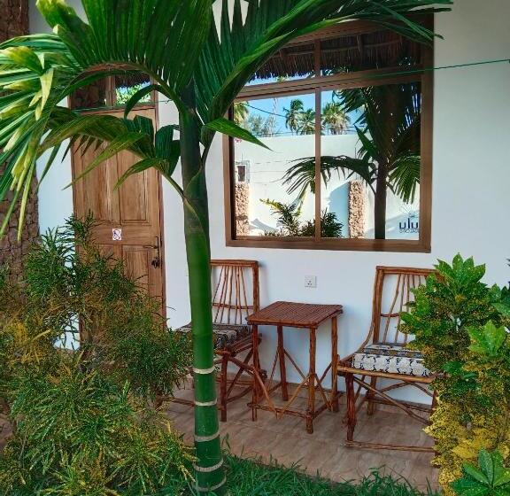 בית מלון כפרי Lulu Bungalows