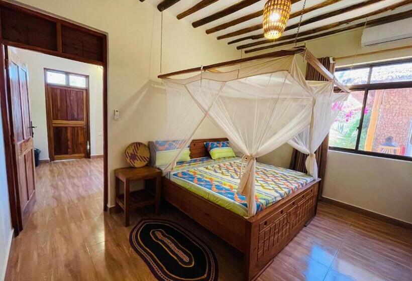 בית מלון כפרי Lulu Bungalows