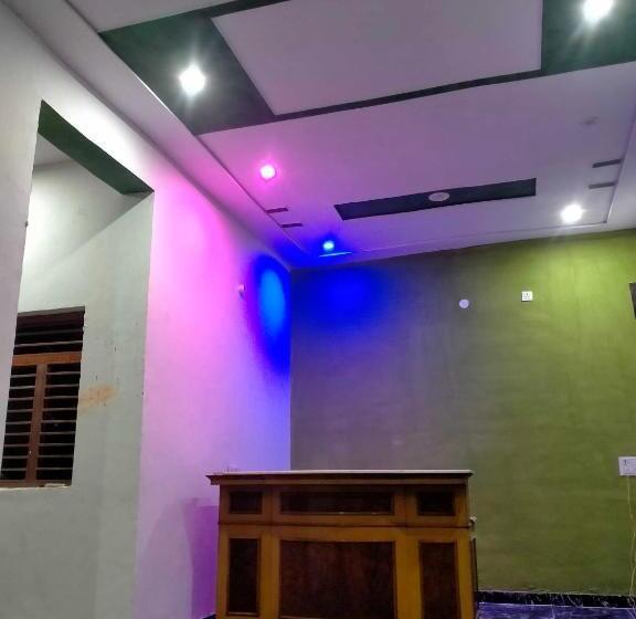 هتل Oyo 80810f Bp Nigam Guest House