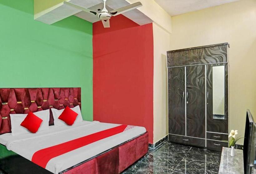 ホテル Oyo Flagship Dream Stay