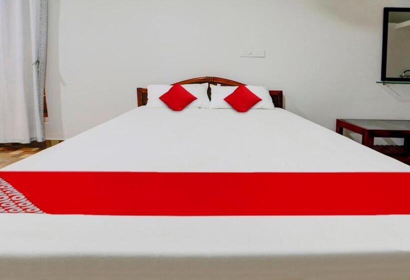 בית מלון כפרי Oyo Flagship Kvk Residency