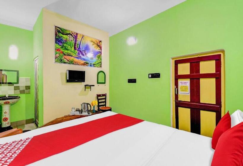 호텔 Oyo Flagship Projapati Guest House