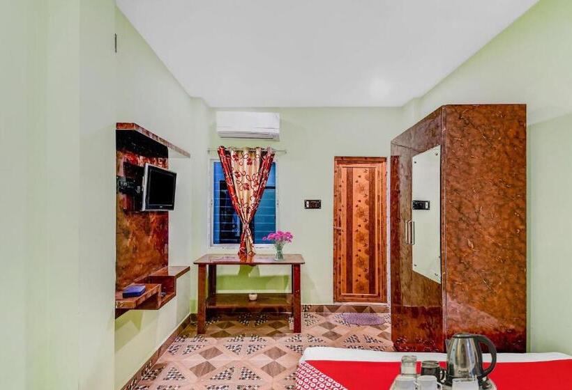 호텔 Oyo Flagship Projapati Guest House