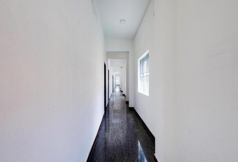 ホテル Oyo Flagship Sri Vishnu Inn