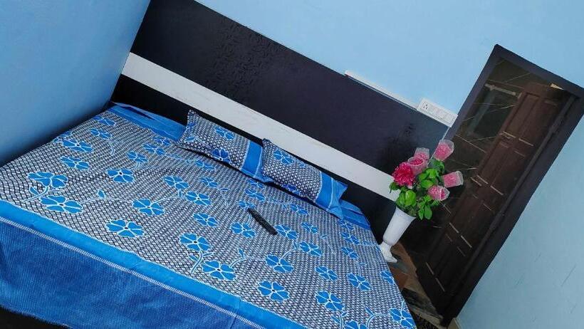 בית מלון כפרי Oyo Royal