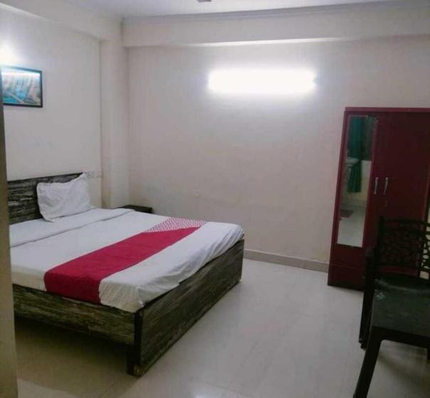 ホテル Oyo Shiva Palace Homestay