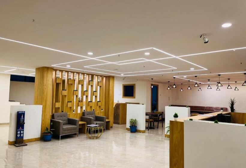 هتل Plaza Airport Zone