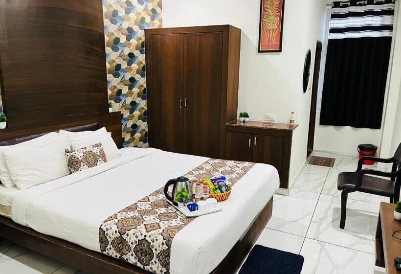 هتل Plaza Airport Zone