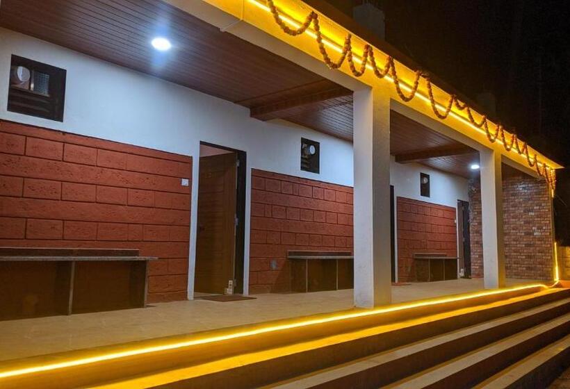 Hotel Soham Beach Resort, Diveagar