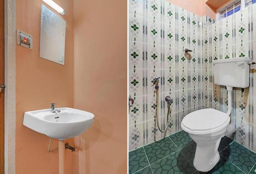 酒店 Spot On 70279 Unique Residency