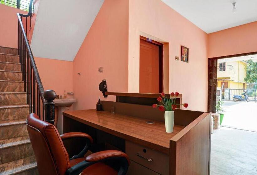 酒店 Spot On 70279 Unique Residency