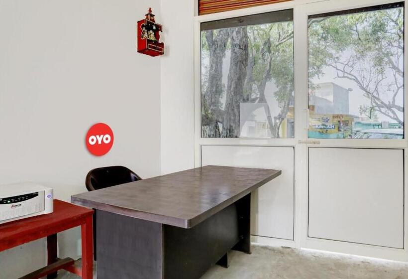 ホテル Spot On 81130 Happy Stay