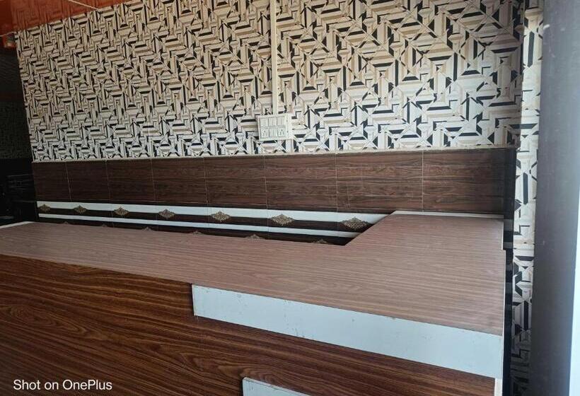 酒店 Spot On Shri Vridavan Garden & Lodge