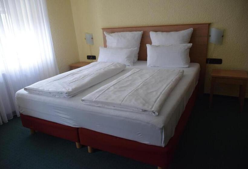 ホテル St. Paulushof