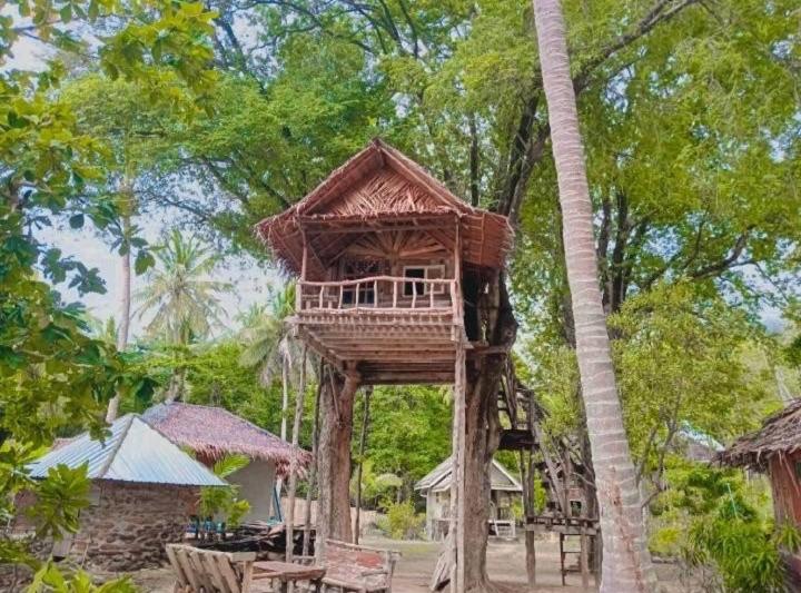 Отель Sunset Beach Bungalow Koh Pu