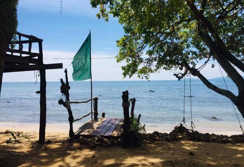 Отель Sunset Beach Bungalow Koh Pu