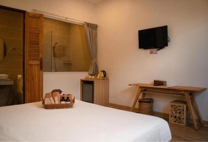 호텔 Thandara ธันดารา เกาะล้าน