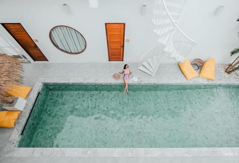 호텔 Thandara ธันดารา เกาะล้าน