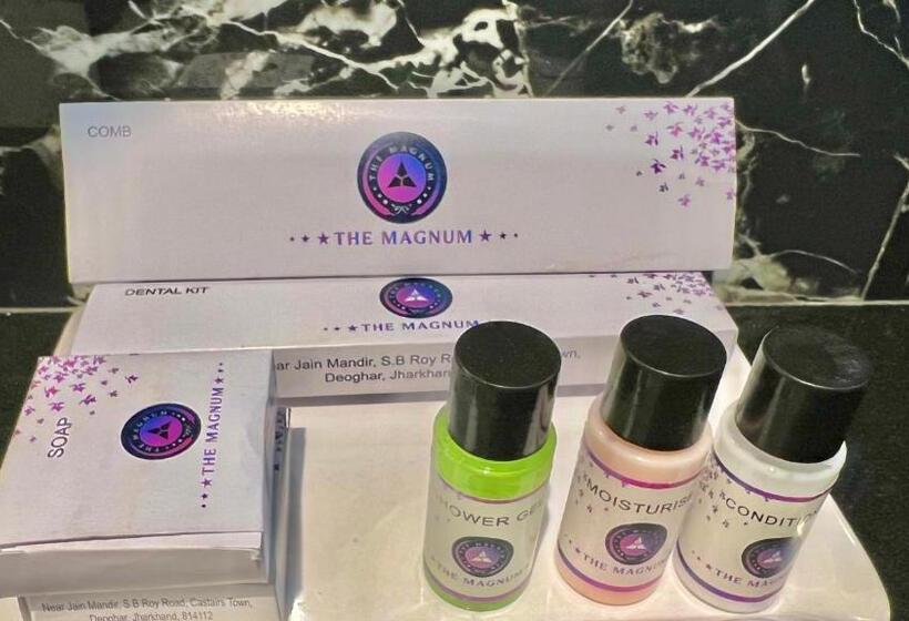 ホテル The Magnum