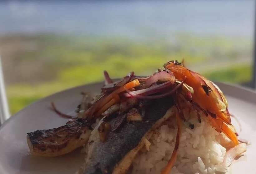 فندق The Rhu Inn